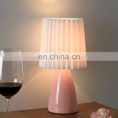 Wholesale Office Bedroom Bedside Desk Lamp Hotel Coffee Nordic Style Portable White Ceramic LED Table Light photo-3