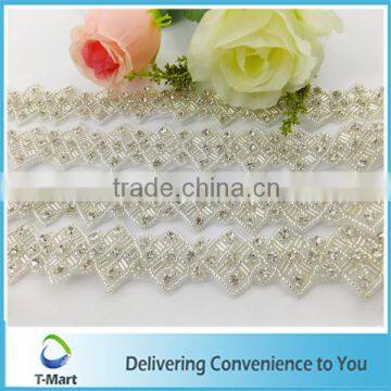 2015 Factory of Embrodery Crystal Applique Trimming photo-3