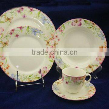 30pcs Elegance Porcelain Dinner Set