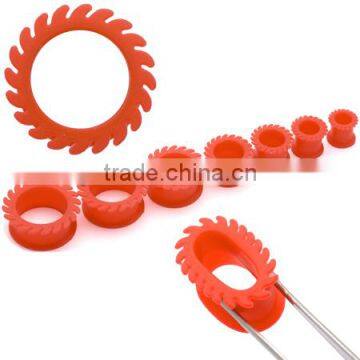 Red Saw Silicone Tunnel
