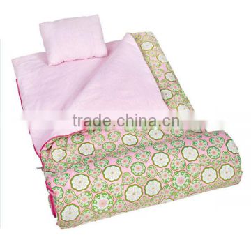 Pretty pink cotton jacquard portable sleeping bag for outdoor activity