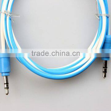 Hottest New Wholesale 3.5mm audio Stereo Male to Male double color spiral white and blue