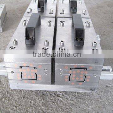 cable channel extrusion tooling