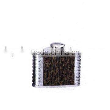 hip flask with pu leather