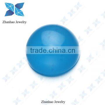 Machine cut round glass synthetic gems