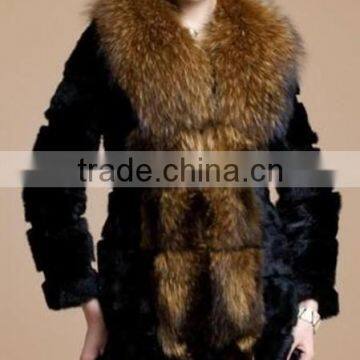 2015 popular style rabbit fur coat with racoon fur callor