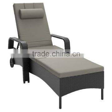 2017 Trade Assurance New Summer Arrival Outdoor Swimming Pool Used PE Flat Rattan Handmade Chaise Sun Lounge Furniture photo-4