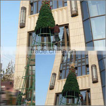 Christmas Tree Decorations Make and Install photo-3