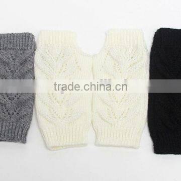 Fashion Handmade Cheap Wool Button Acrylic Glove Women Winter Knitted Gloves photo-6