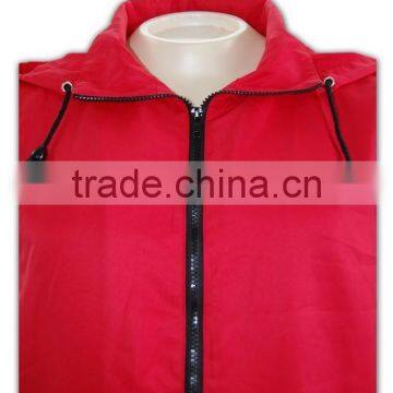 China Manufactory High Quality Custom Made Sublimation Plain Nylon Hooded Vest photo-5