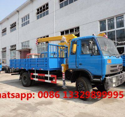 Good price factory sale dongfeng 145 4*2 LHD 5T cargo truck with crane for sale