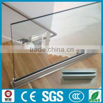 Modern Exterior Frameless Tempered Glass Balcony Railing Designs photo-4