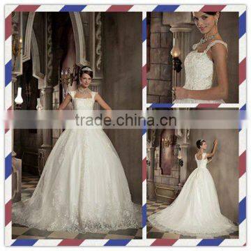 Cheap Charming Appliqued Beaded Strapless Neck-line Wedding Dress With Straps XYY003-028