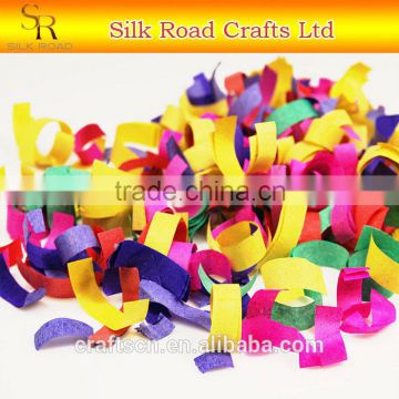 Paper confetti string for great party decor