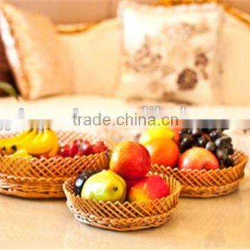 Round hand weaving willow basket wicker basket for bread and fruit