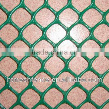 Plastic mesh for tree guard