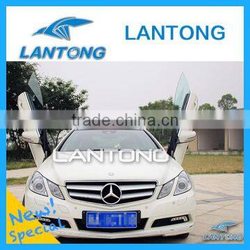 Auto Parts Vertical Scissor Doors Lantong Lambo Door Kit For E Class