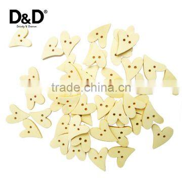 D&D 12PCs/Set Wooden Buttons Heart-Shape Handmade Carved Decorative Buttons Sewing Scrapbooking Crafts 1.9cm*2.4cm photo-2