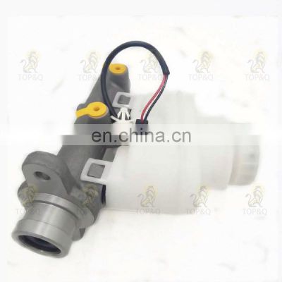 Brake master cylinder for Great Wall wingle 3 wingle 5 pickup With alarm switch 3540120-P00 car accessories