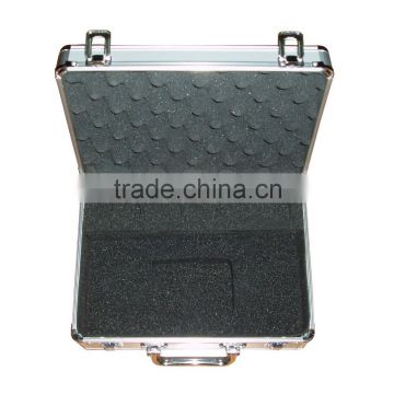 Aluminum Sliver Carrying Display Case with Foam Insert