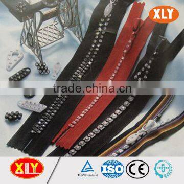 China XLY zipper #10 close end fancy style diamond zipper