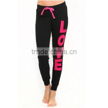 New style women black tight sport pants with side pink embroidery patch