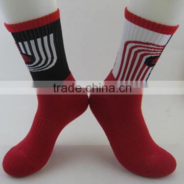 fashion style China custom sport men socks