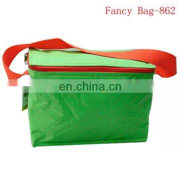 Wholesale solid green color cooler bag with long strap