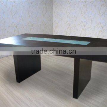 Pavilion Dining Table