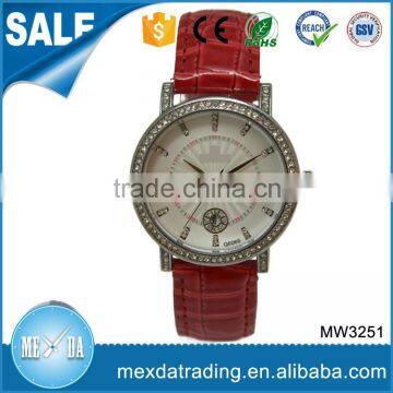 Hight Quality Fashiondesign Diamond Alloy Case Quartz Women Watch photo-6