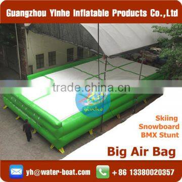 Inflatable Big Air Bag for Skiing Snowboard BMX Stunt Sports Training