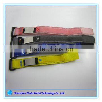 Website Fashion Jewelry Gps Tracking Wristband photo-4