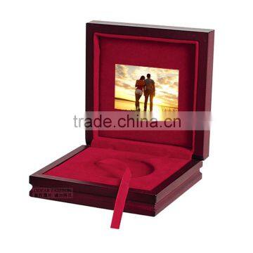 hot selling wooden video cosmetic box for ladies