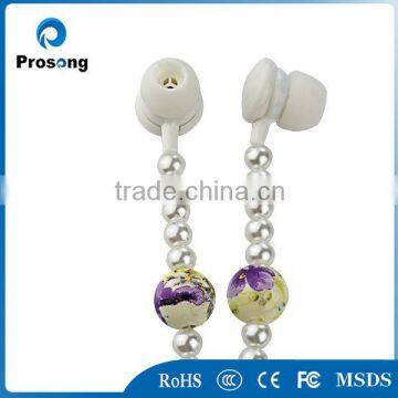 earphone with necklace