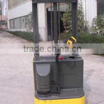 suitable for Europe market 1.5ton electric pallet stacker made in china