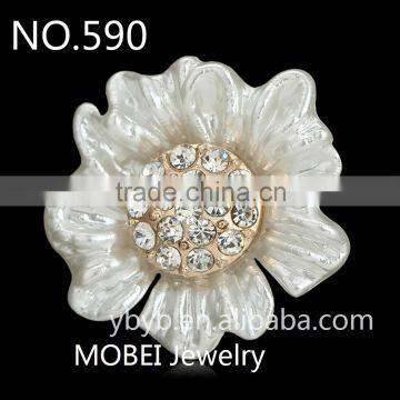 OEM metal soft enamel flower lapel pin