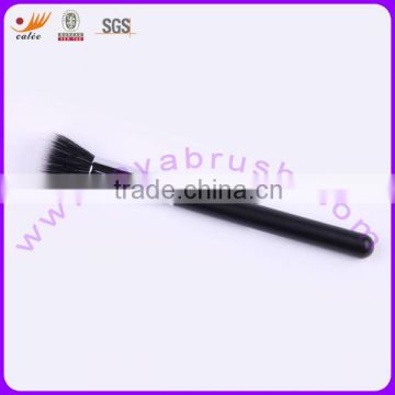 Small Flat Edge Synthetic Hair Wooden Handle Individual Blush Brush