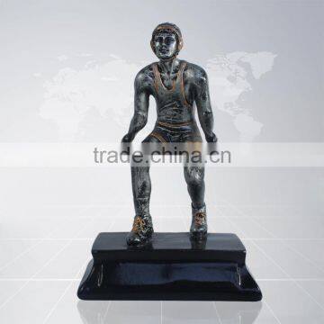Artificial Polyresin Sport Trophy Figurine photo-3