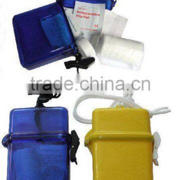 Mini First aids kit with plastic container for promotional