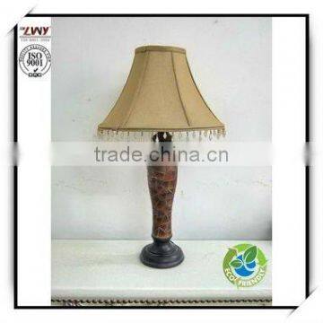 2015 New promotional products polyresin hotel table lamp