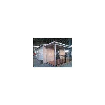 Steel Prefab Flat Roof House Fireproof With Sandwich Panel Wall
