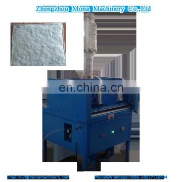 Compress packing and sealing machine for pillows