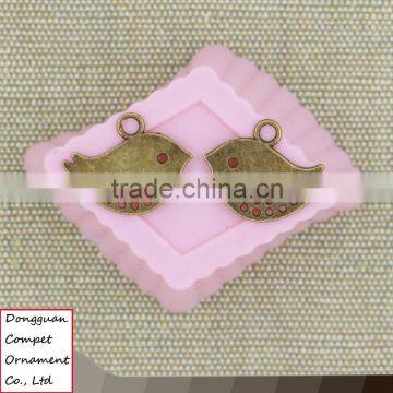 Wholesale Diy Jewelry Zinc Alloy Ancient Bronze Hollow Out Metal Bird Pendant photo-2