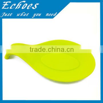 Silicone spoon rest