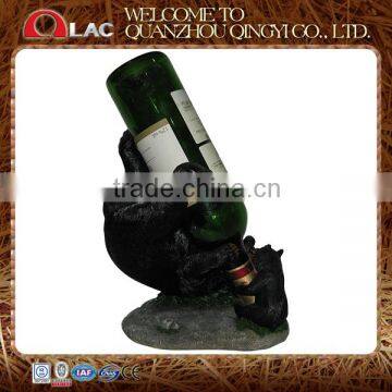 customized polyresin drinking bear animal single novelty wine holder