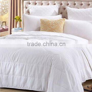 Handmade Chinese Silk Combo Quilt For Wholesale