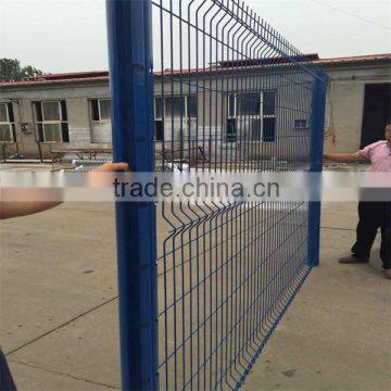 Hot dipped galvanized and pvc coated security 3D curvy mesh welded wire fence panels