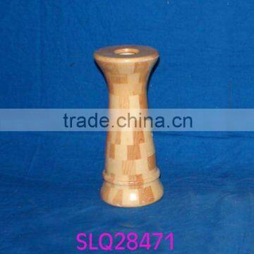 Gangly wooden vase