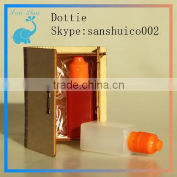 China Supplier hot sale plastic bottle with square shape new wooden box match with wooden packing