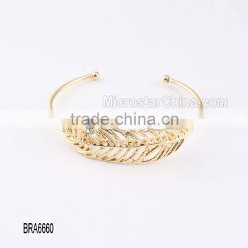 European and American Minimalist Leaf Diamond Metal Bracelet